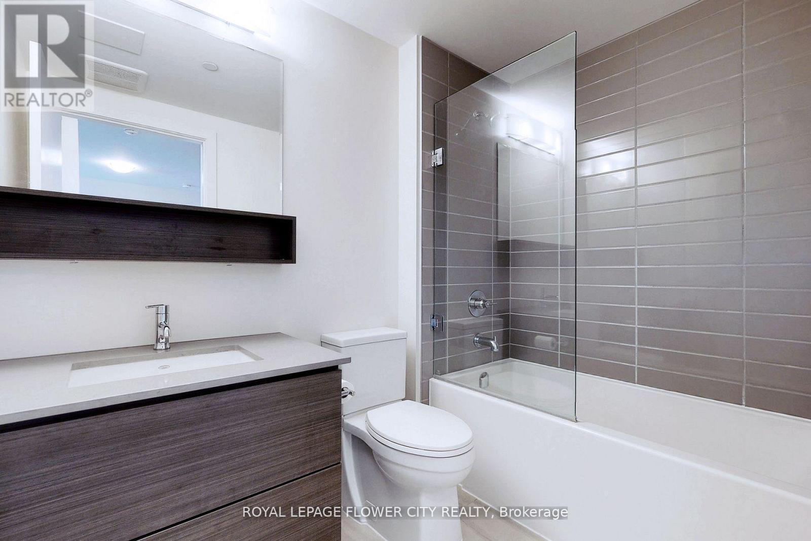 Photo 29 of 106 320 Plains Road E, Burlington ON