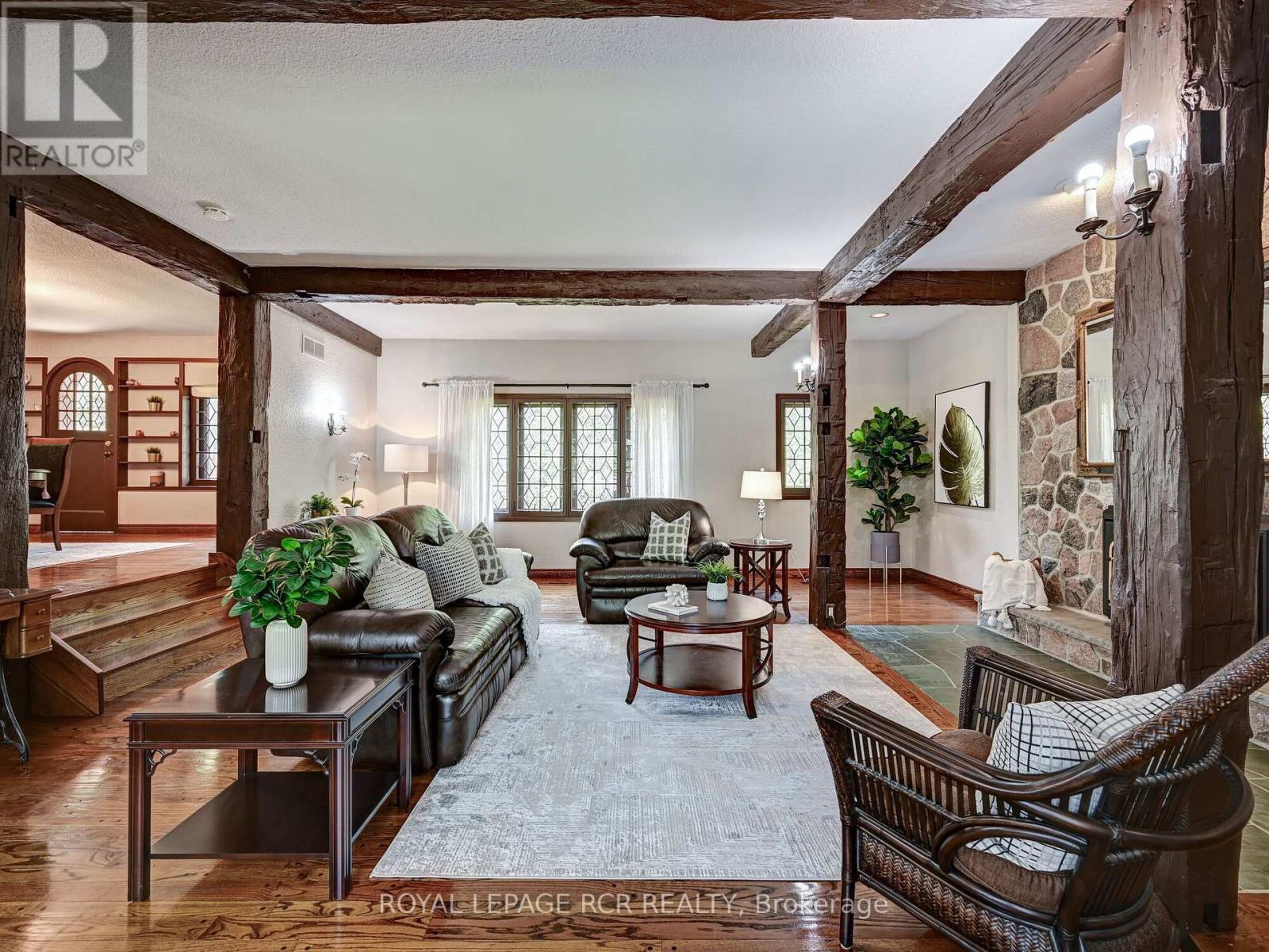 Photo 6 of 14902 Mount Pleasant Road, Caledon ON