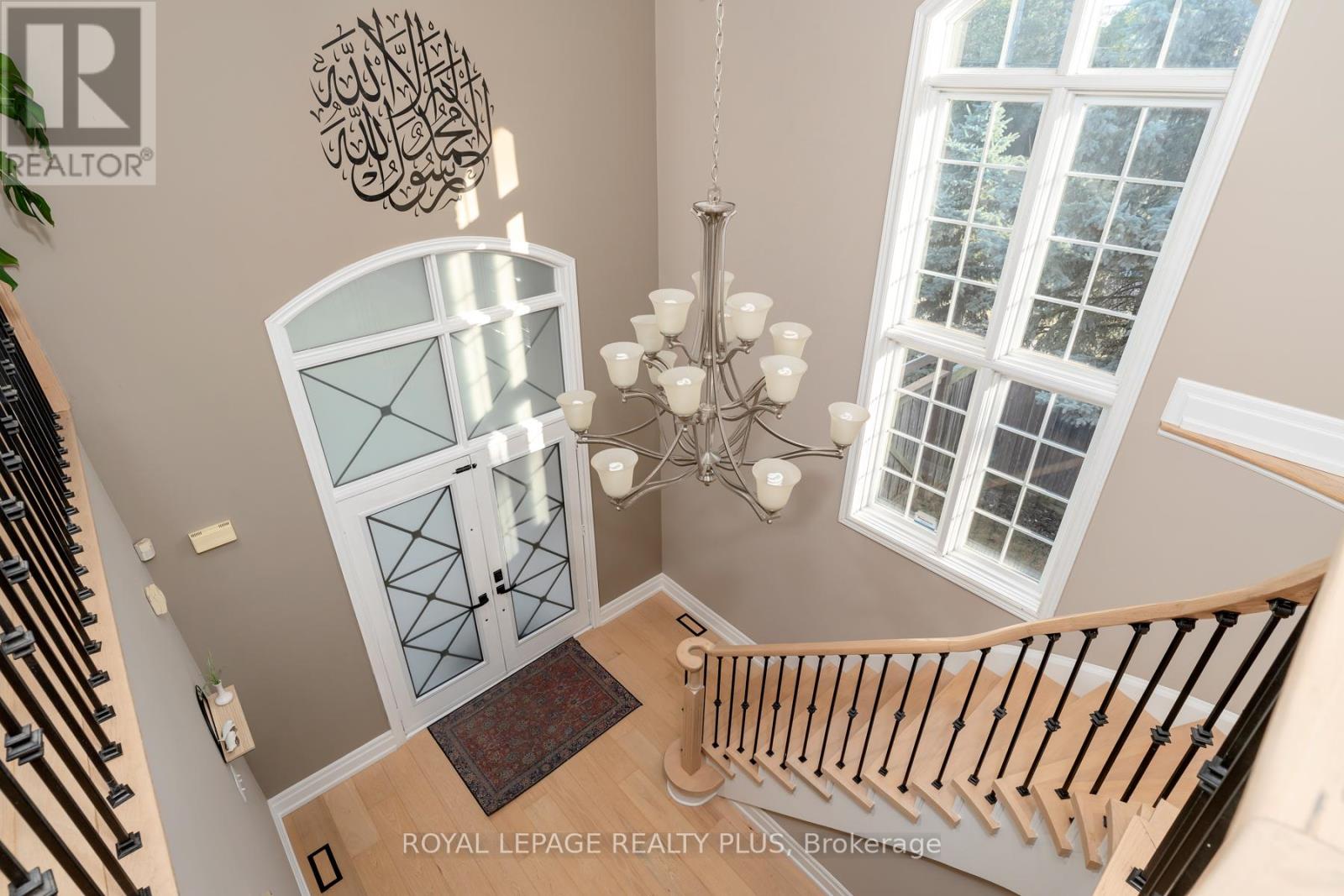 Photo 20 of 1059 Mcclenahan Crescent, Milton ON