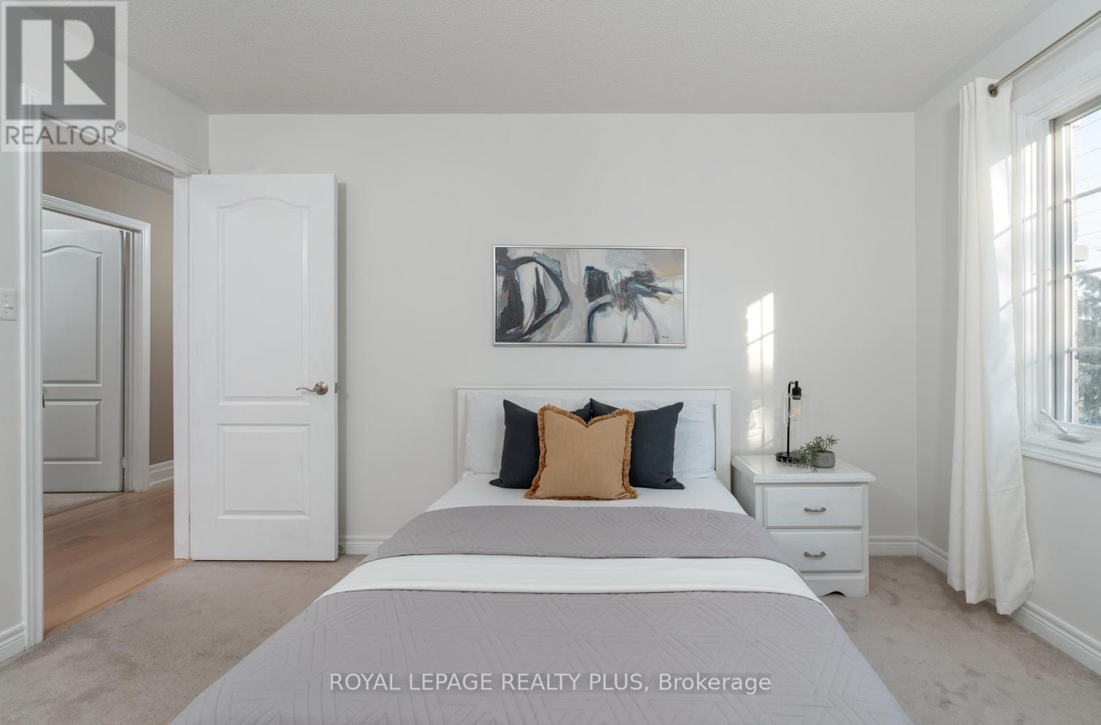 Photo 29 of 1059 Mcclenahan Crescent, Milton ON