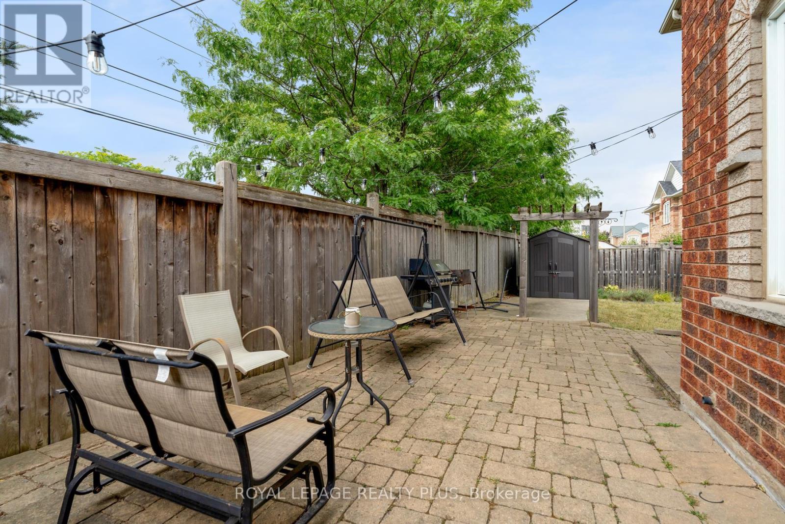 Photo 43 of 1059 Mcclenahan Crescent, Milton ON