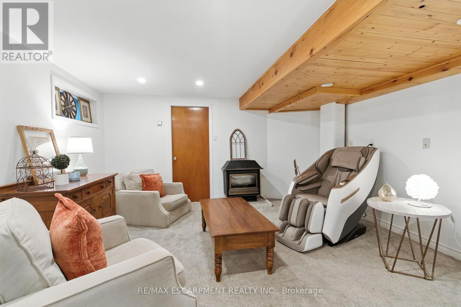 Photo 16 of 2224 Ghent Avenue, Burlington ON