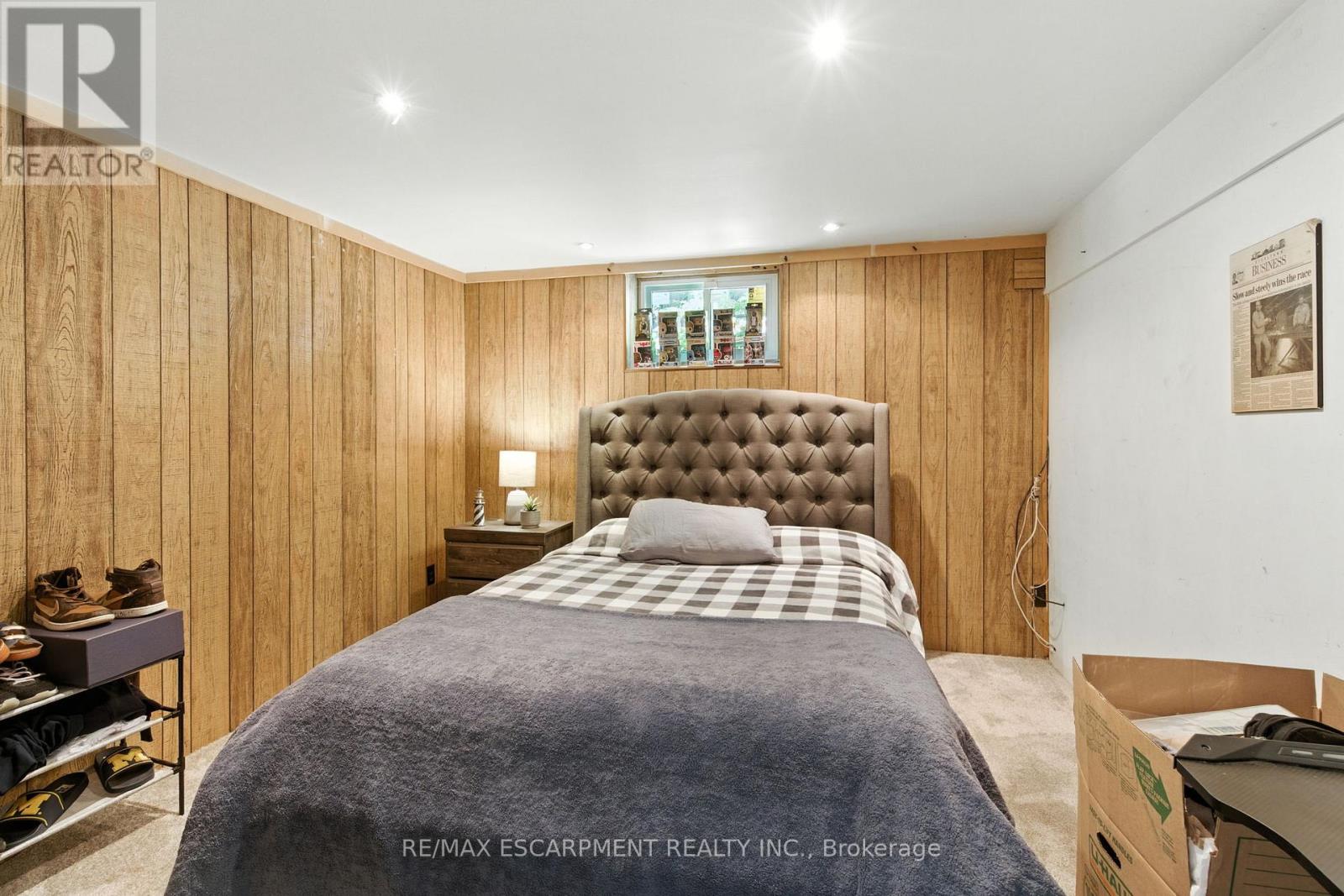 Photo 19 of 2224 Ghent Avenue, Burlington ON