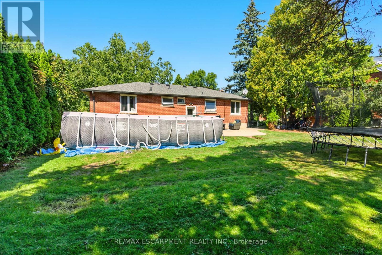 Photo 21 of 2224 Ghent Avenue, Burlington ON