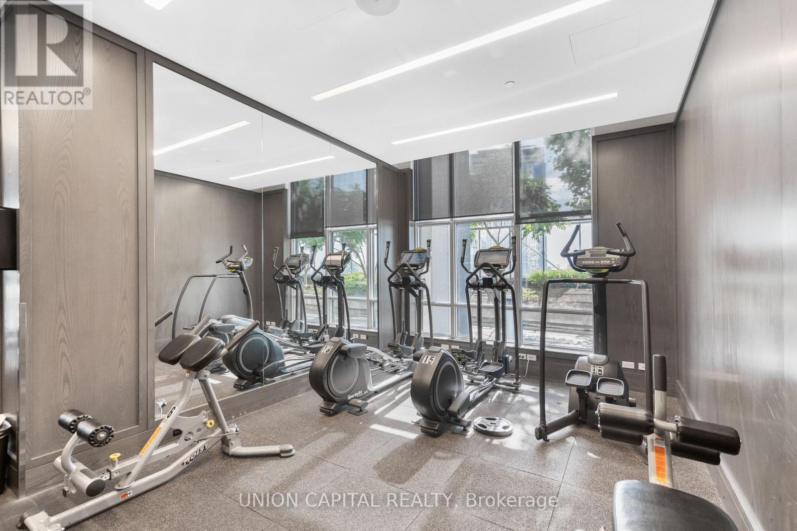 Photo 27 of 2326 9 Mabelle Avenue, Toronto ON