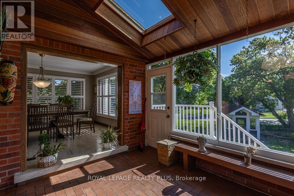 Photo 27 of 1827 Folkway Drive, Mississauga ON