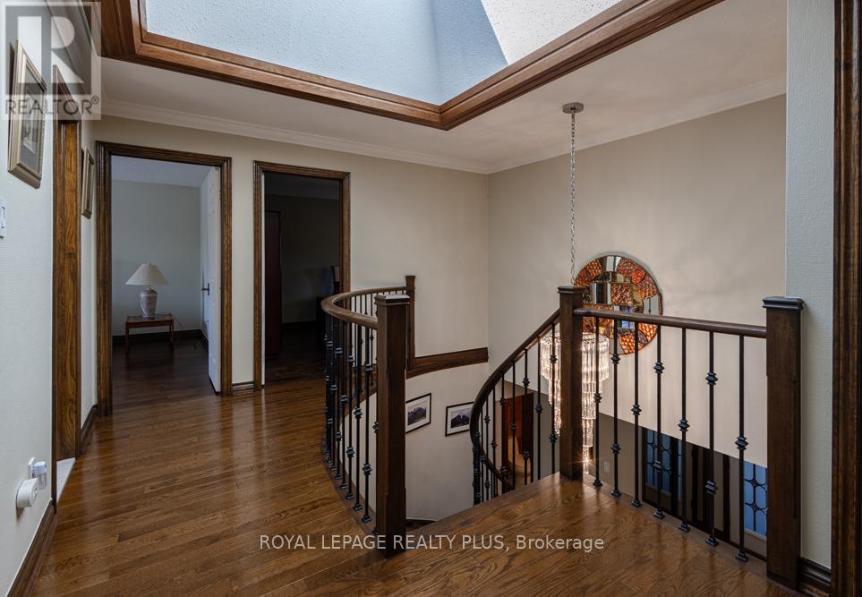 Photo 31 of 1827 Folkway Drive, Mississauga ON