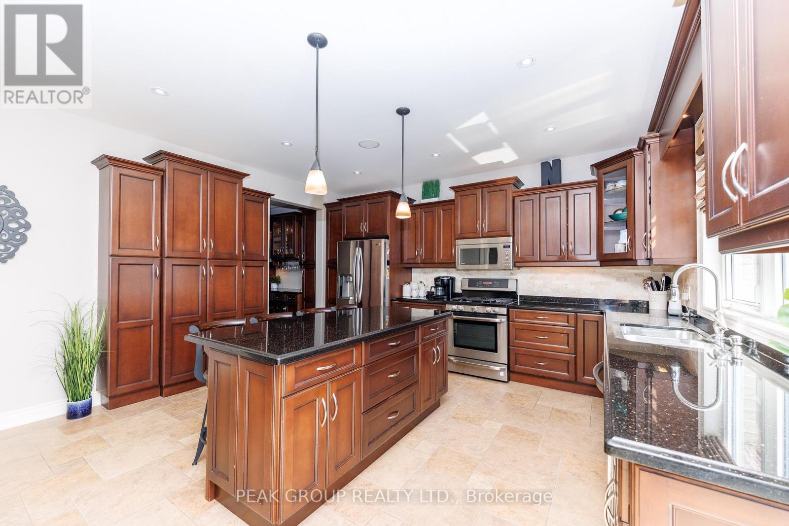 Photo 13 of 7178 St Michael Avenue, Niagara Falls ON