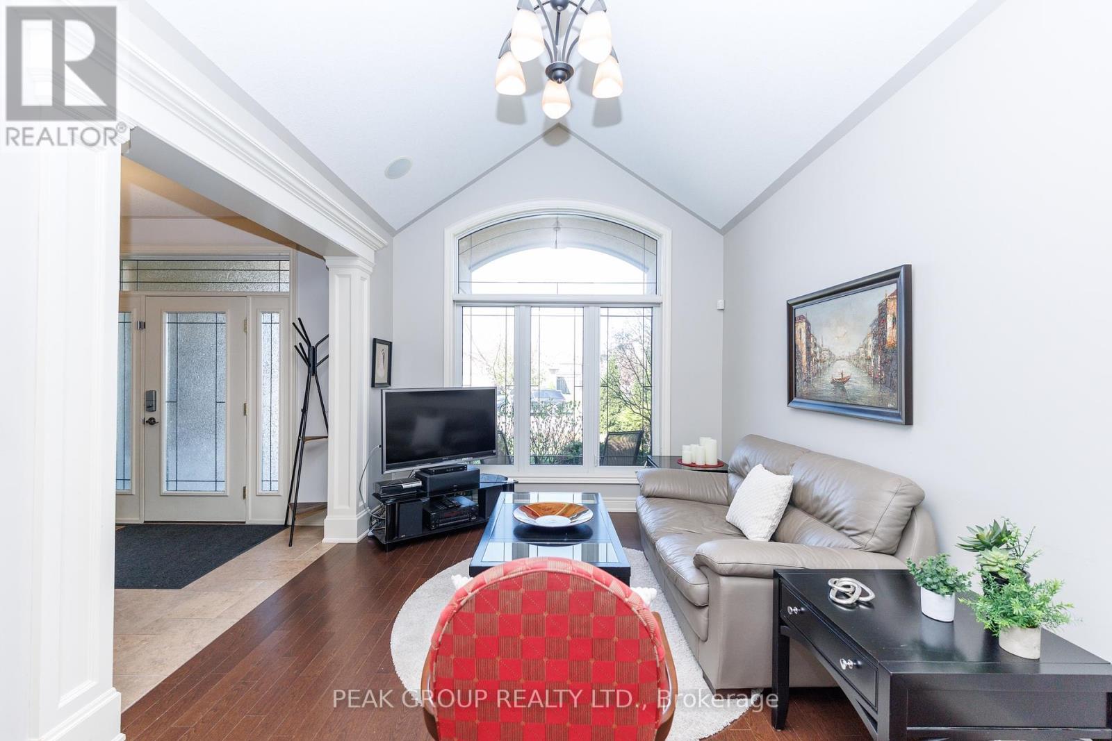 Photo 5 of 7178 St Michael Avenue, Niagara Falls ON