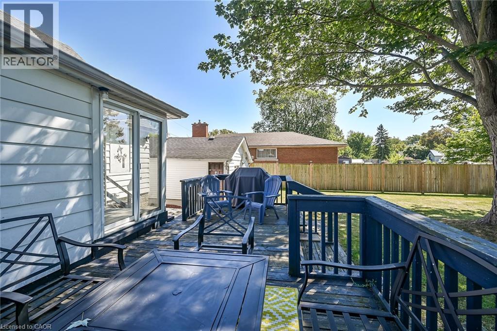 Photo 31 of 122 Fairview Avenue E, Dunnville ON