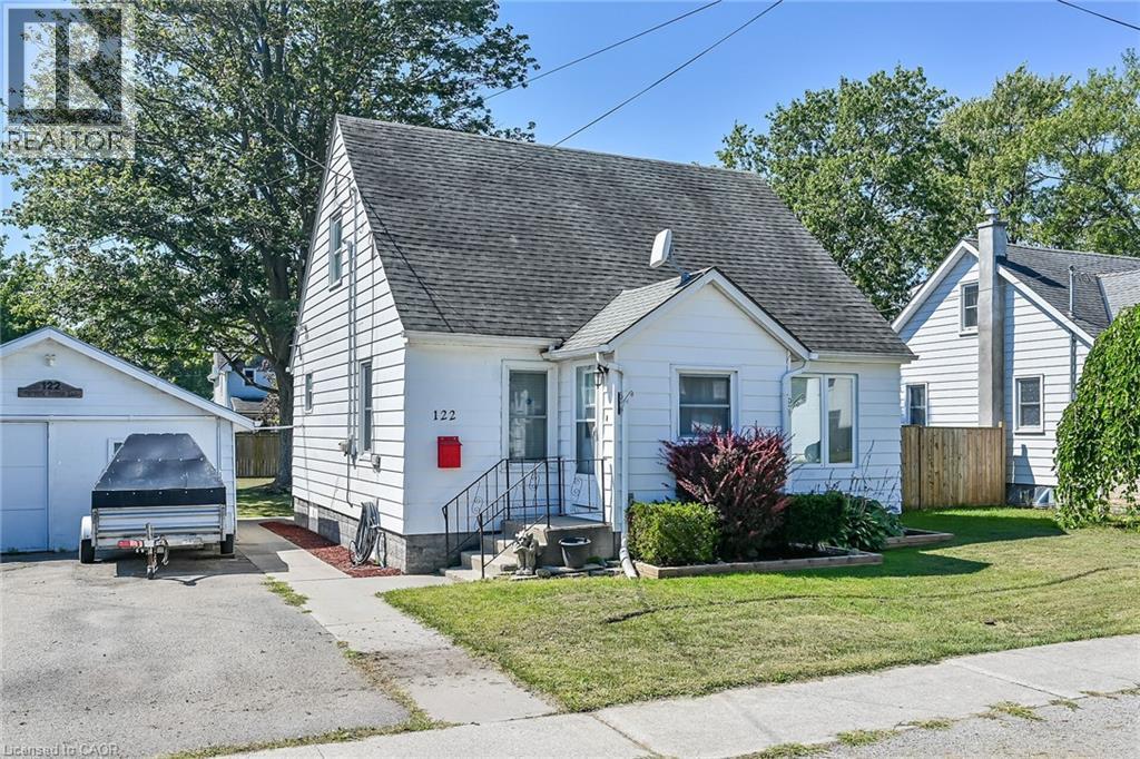 Photo 41 of 122 Fairview Avenue E, Dunnville ON