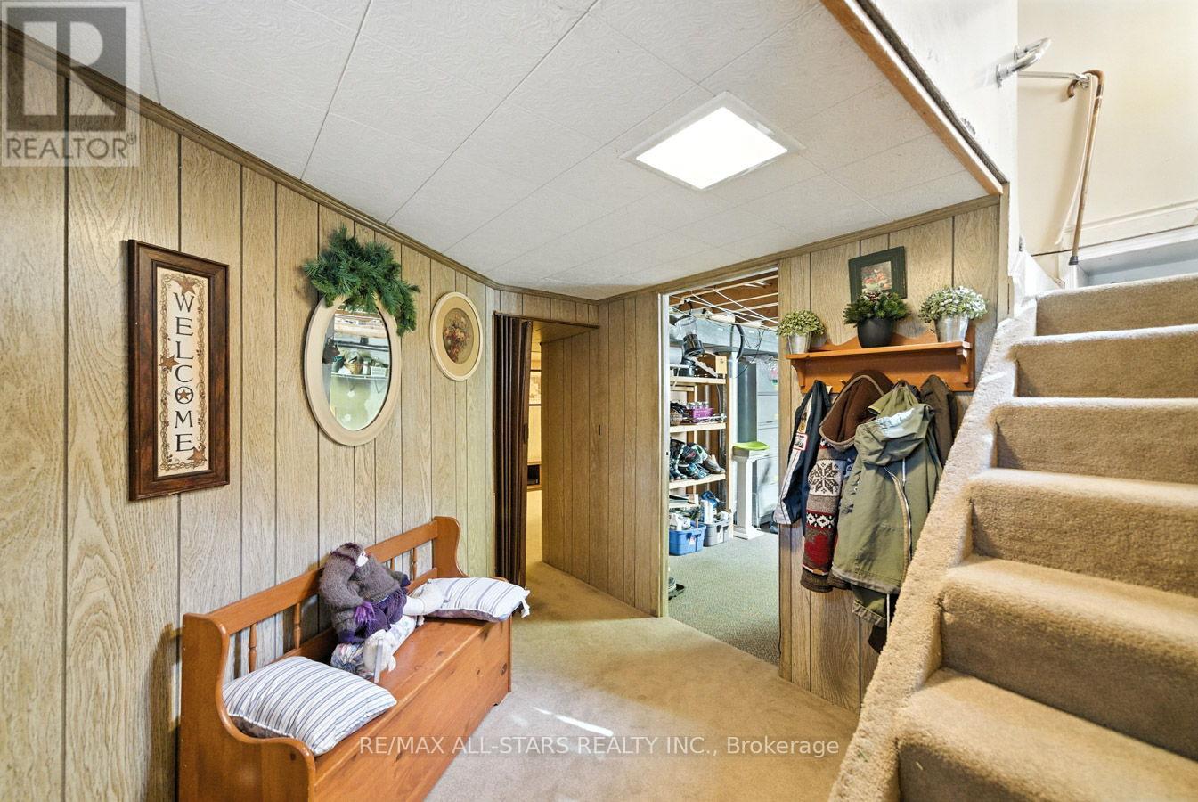 Photo 22 of 109 Sherwood Avenue, Oshawa ON
