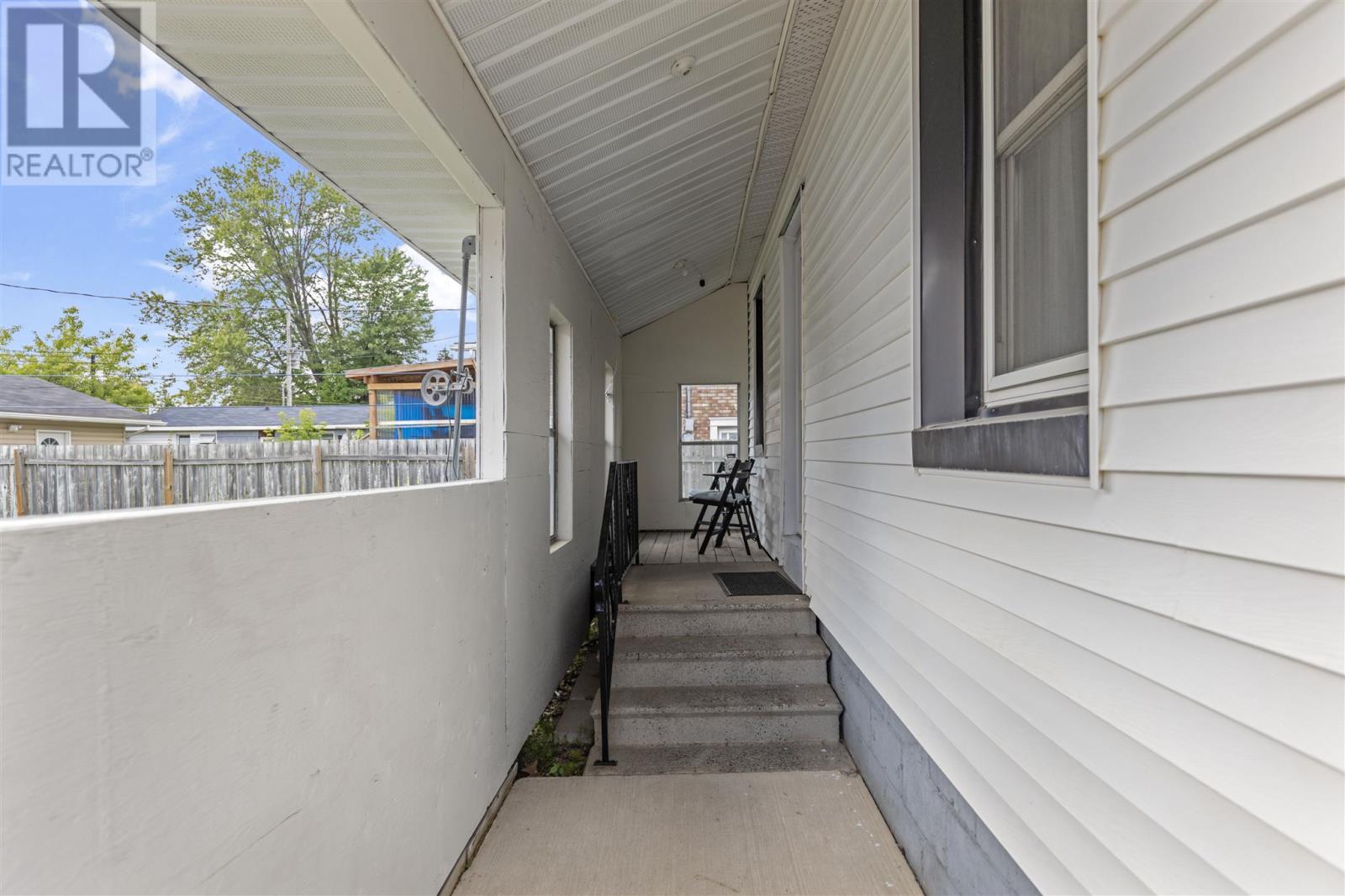 Photo 27 of 1287 Wellington St E, Sault Ste Marie ON