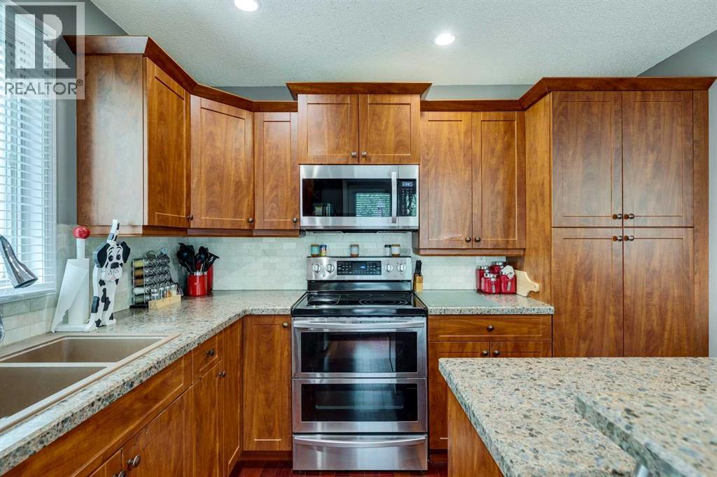 Photo 12 of 888 Riverbend Drive Se, Calgary AB