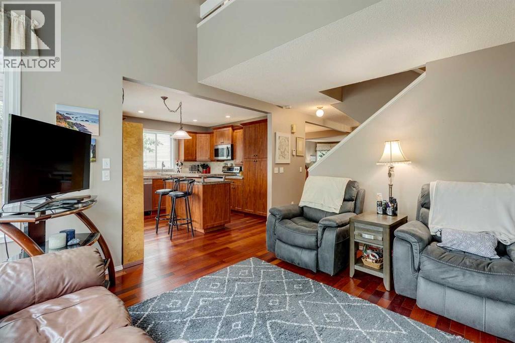 Photo 16 of 888 Riverbend Drive Se, Calgary AB