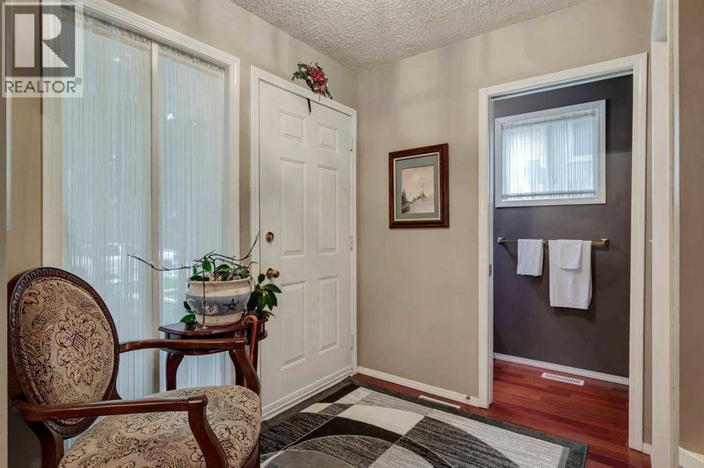 Photo 2 of 888 Riverbend Drive Se, Calgary AB