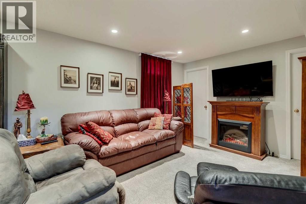 Photo 26 of 888 Riverbend Drive Se, Calgary AB