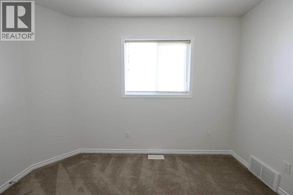 Photo 35 of 11402 82 Avenue, Grande Prairie AB