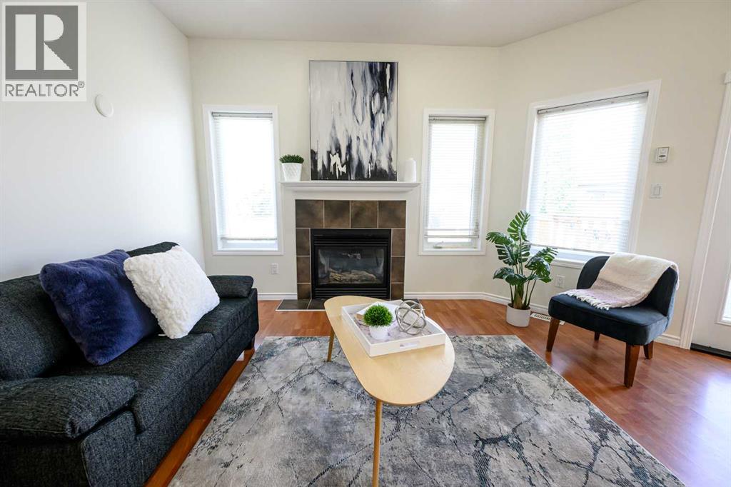 Photo 6 of 11402 82 Avenue, Grande Prairie AB