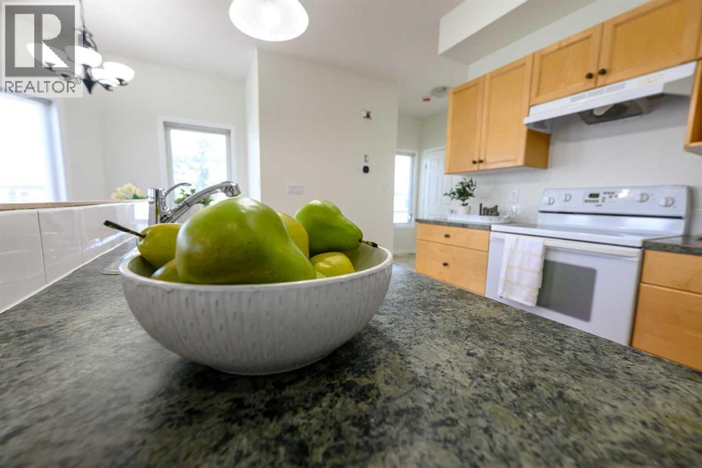 Photo 9 of 11402 82 Avenue, Grande Prairie AB