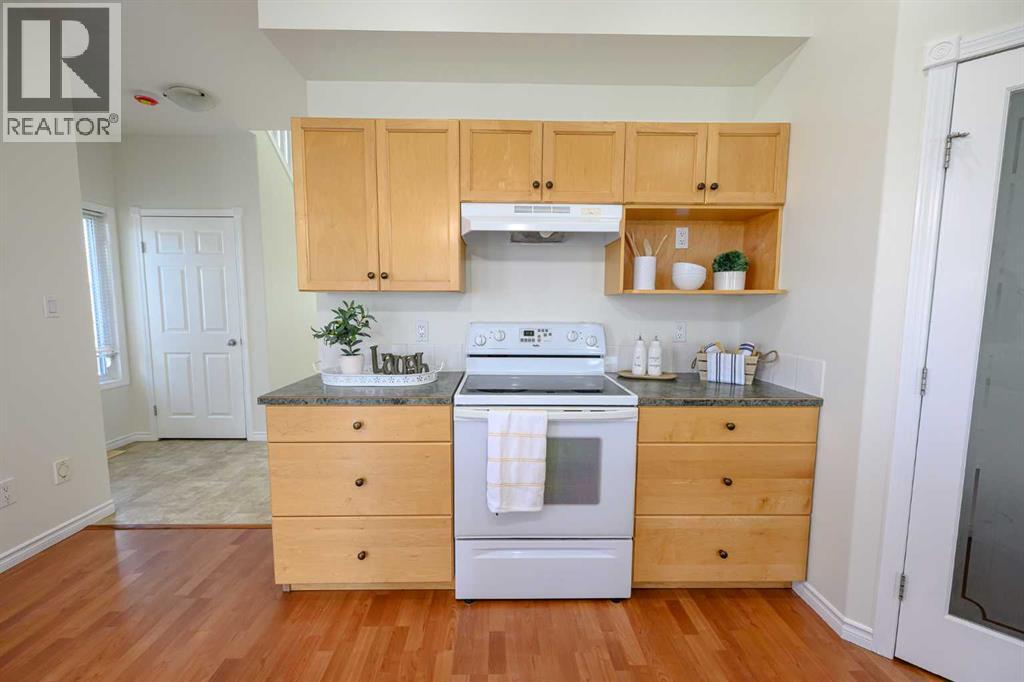 Photo 13 of 11402 82 Avenue, Grande Prairie AB