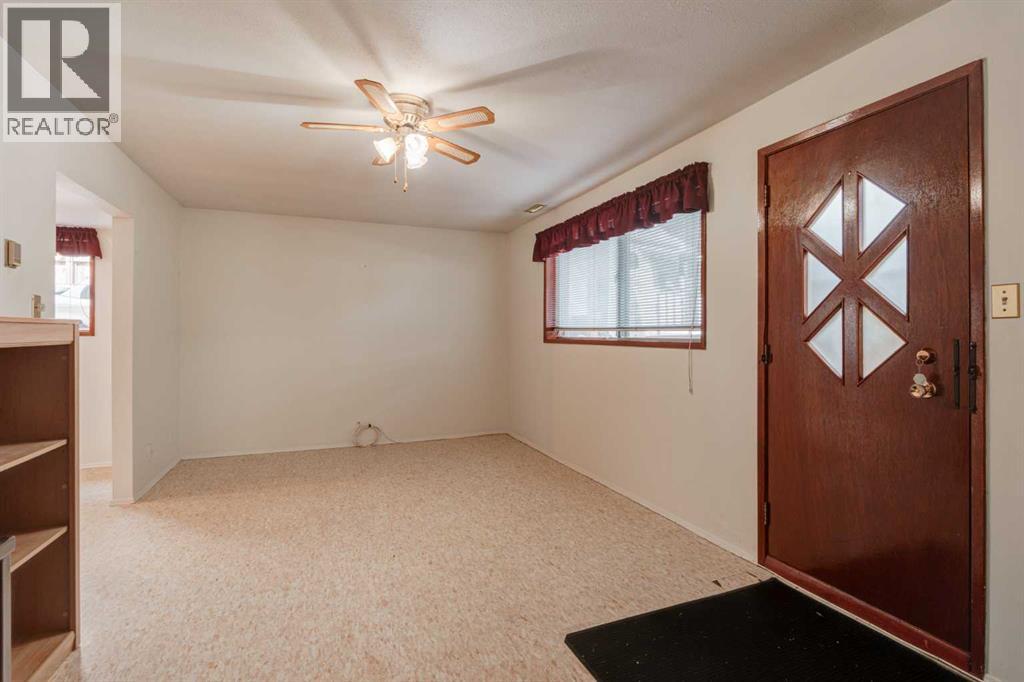 Photo 13 of 2021 33 Street Sw, Calgary AB