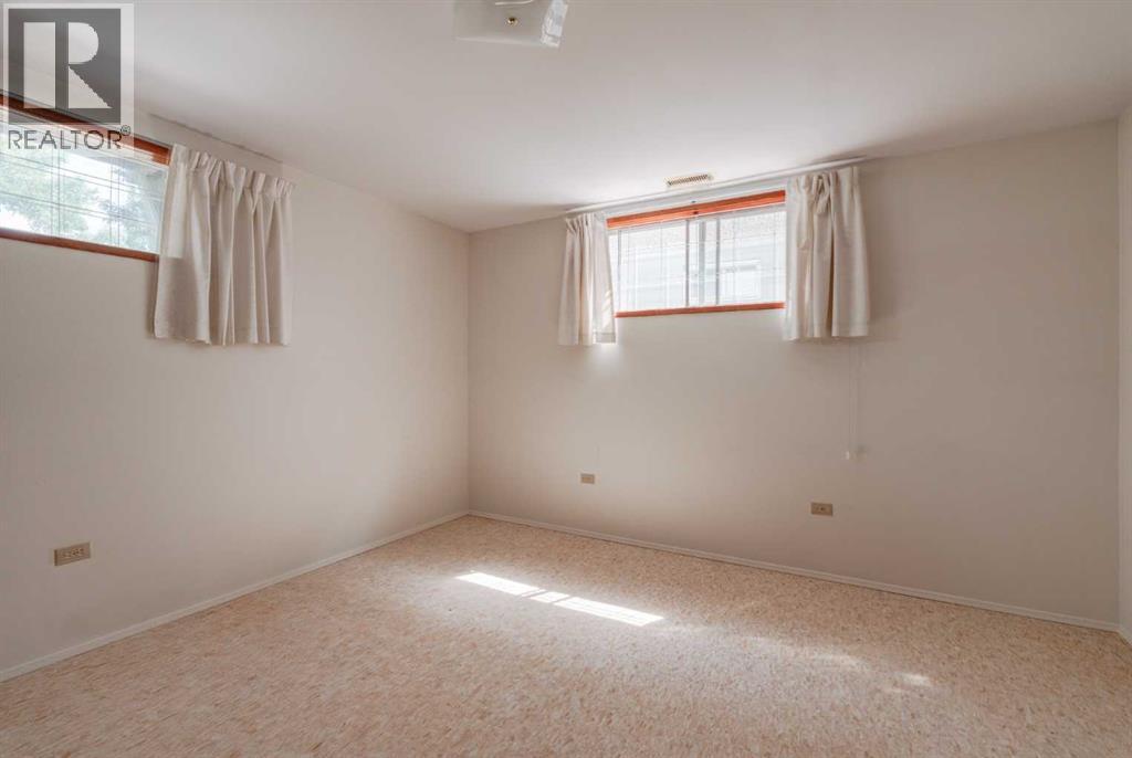 Photo 22 of 2021 33 Street Sw, Calgary AB