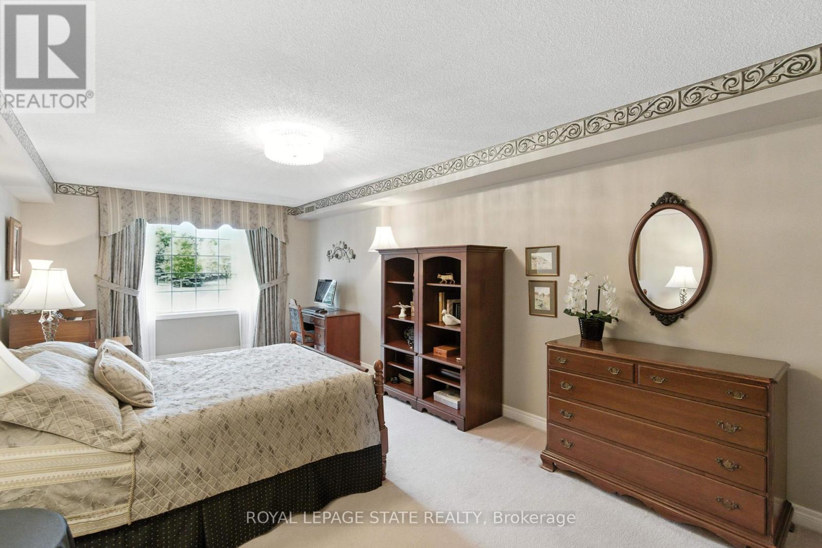 Photo 24 of 101 980 Golf Links Road, Hamilton ON