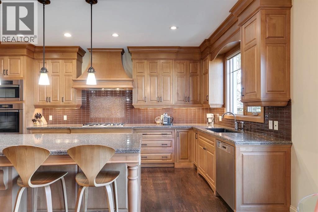 Photo 7 of 2609 7 Avenue Nw, Calgary AB
