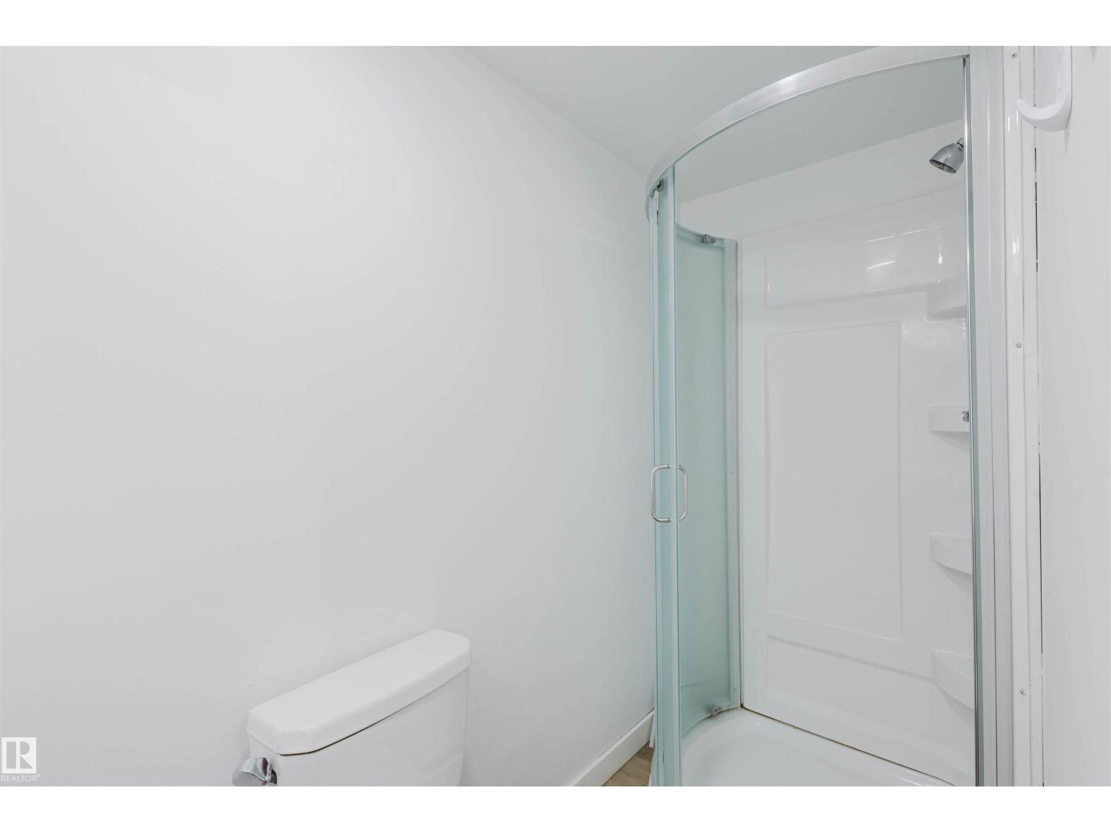 Photo 21 of 10948 75 Av Nw, Edmonton AB