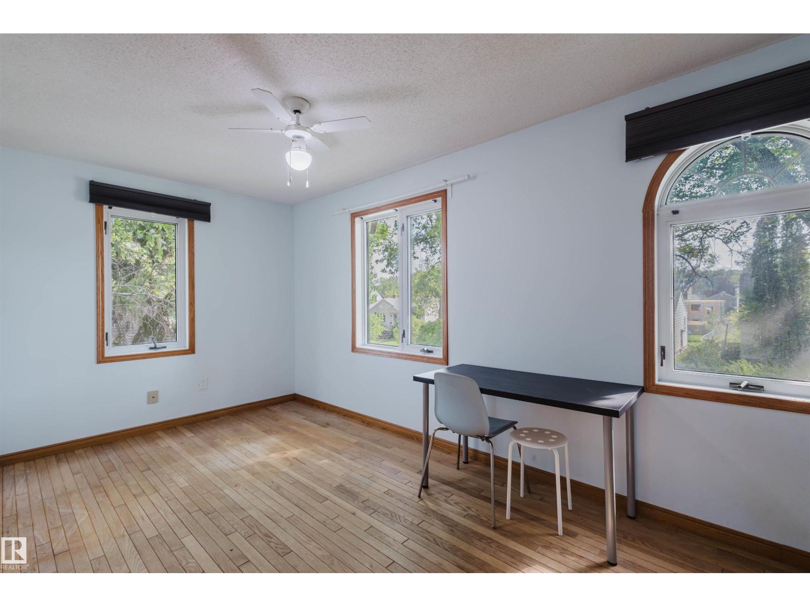 Photo 23 of 10948 75 Av Nw, Edmonton AB