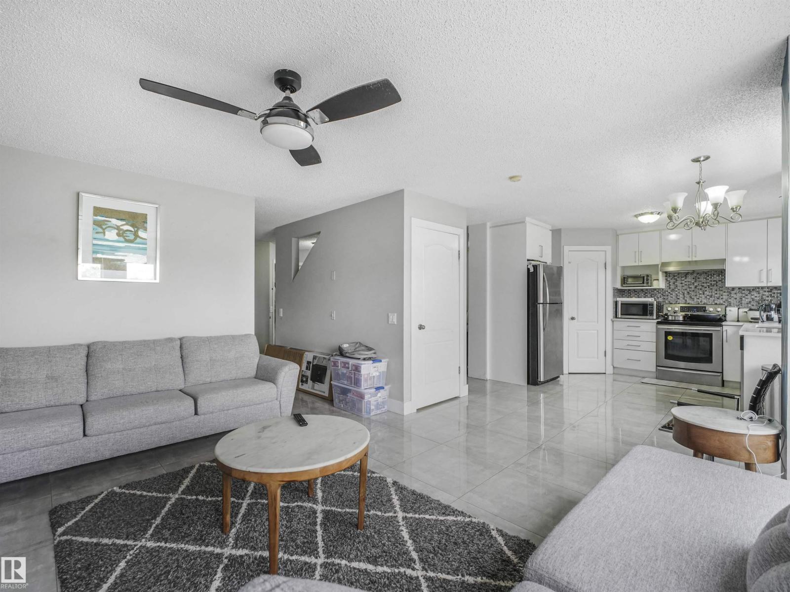 Photo 19 of 3707 28 St Nw, Edmonton AB
