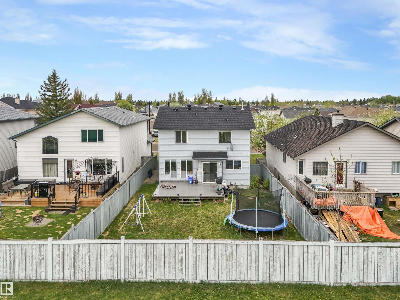 Photo 3 of 3707 28 St Nw, Edmonton AB