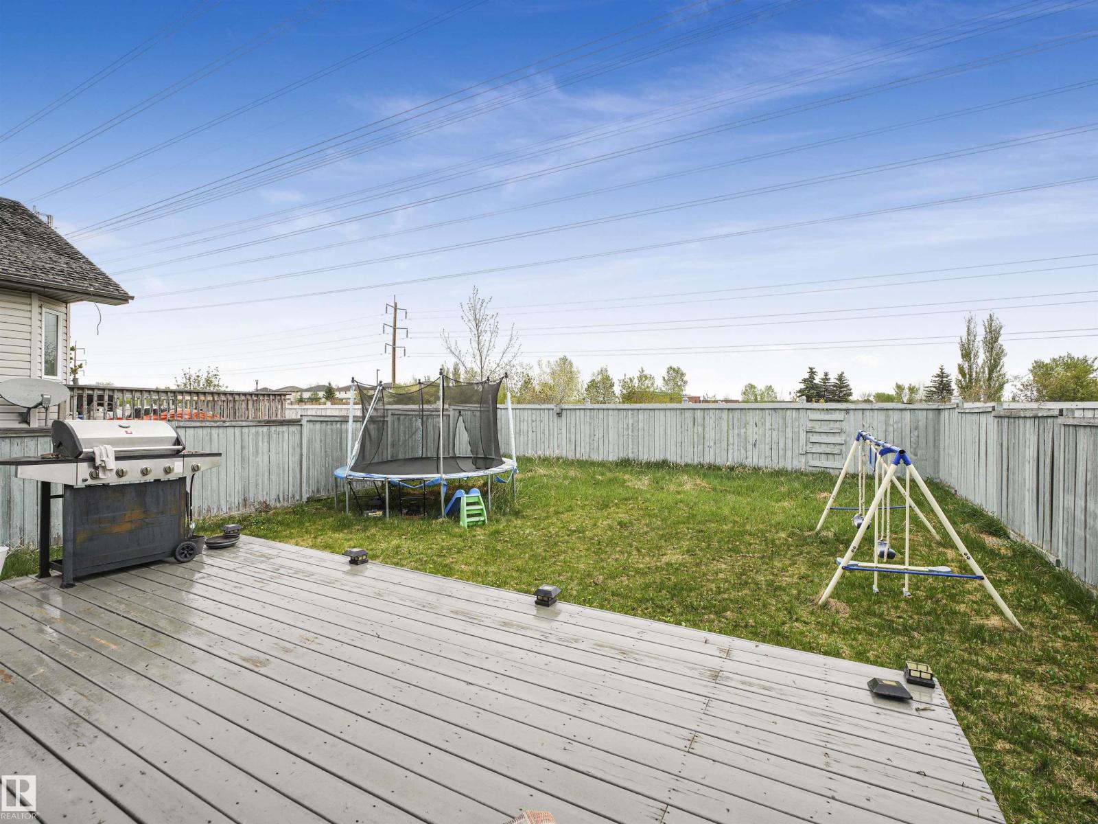 Photo 7 of 3707 28 St Nw, Edmonton AB