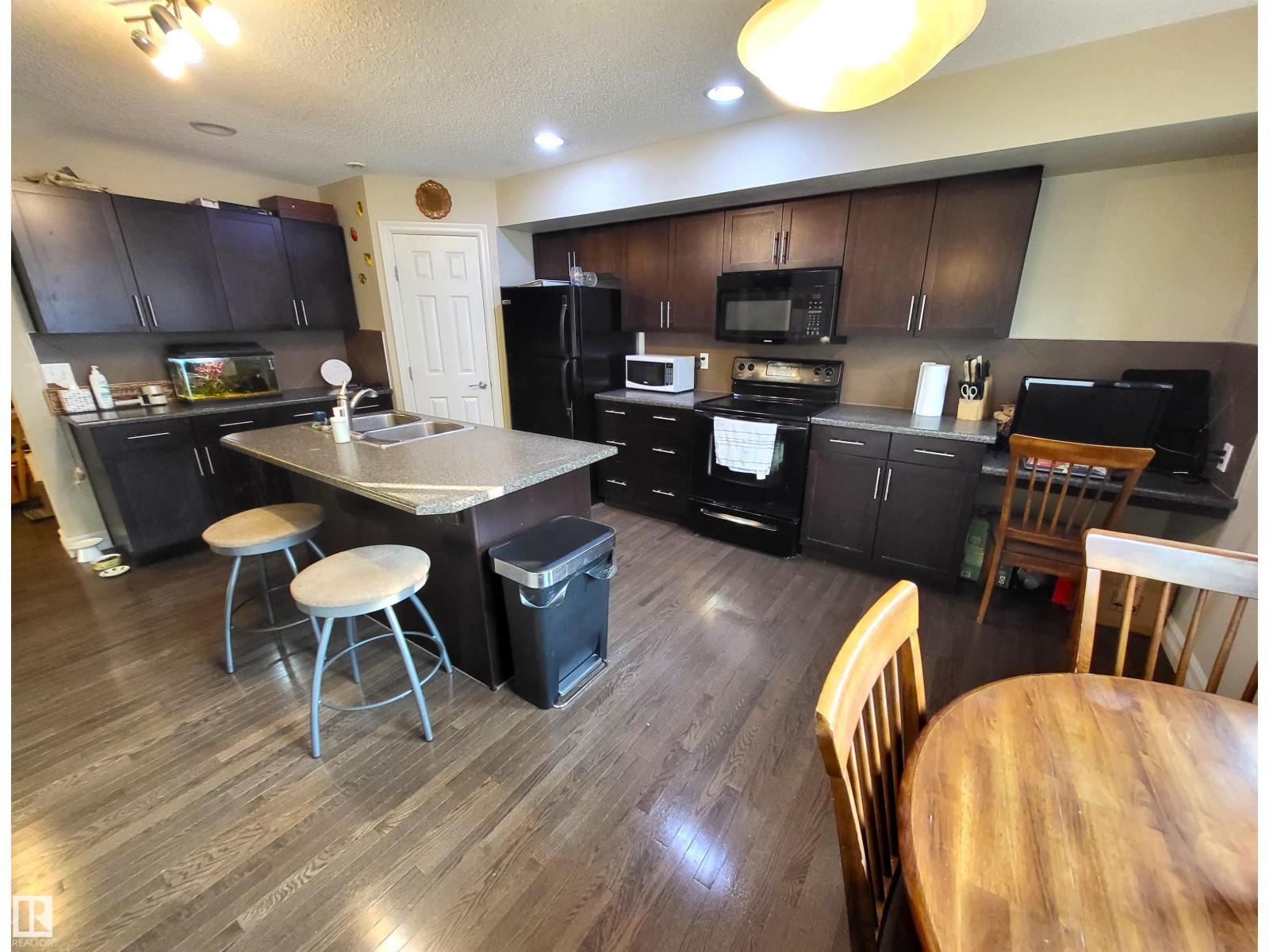 Photo 11 of 128 2336 Aspen Tr, Sherwood Park AB