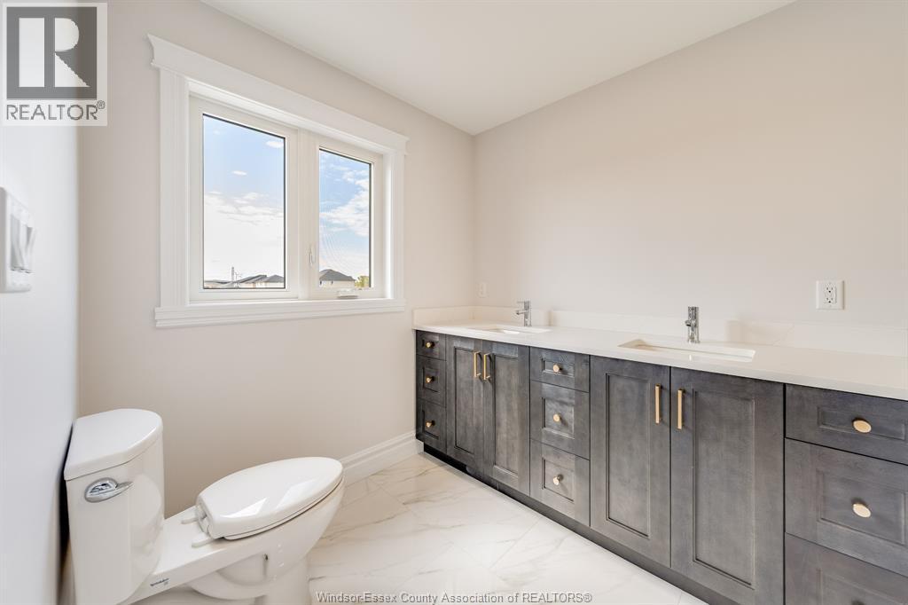 Photo 40 of 629 Summit Street, Lakeshore ON