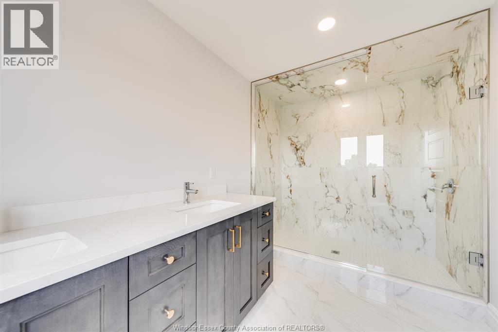 Photo 41 of 629 Summit Street, Lakeshore ON