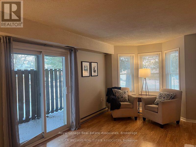 Photo 7 of 2 119 Dambrosio Drive, Barrie ON