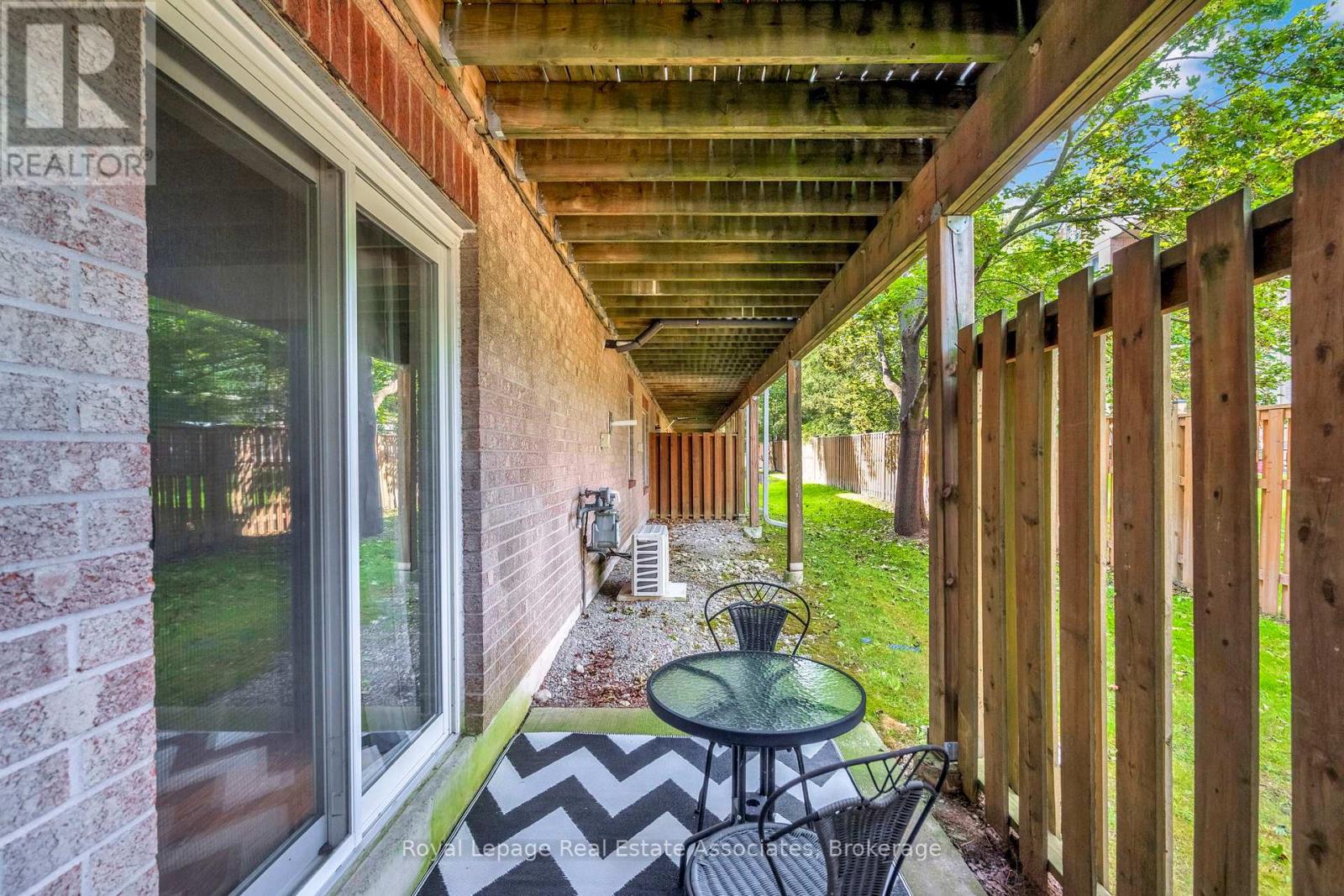 Photo 19 of 2 119 Dambrosio Drive, Barrie ON