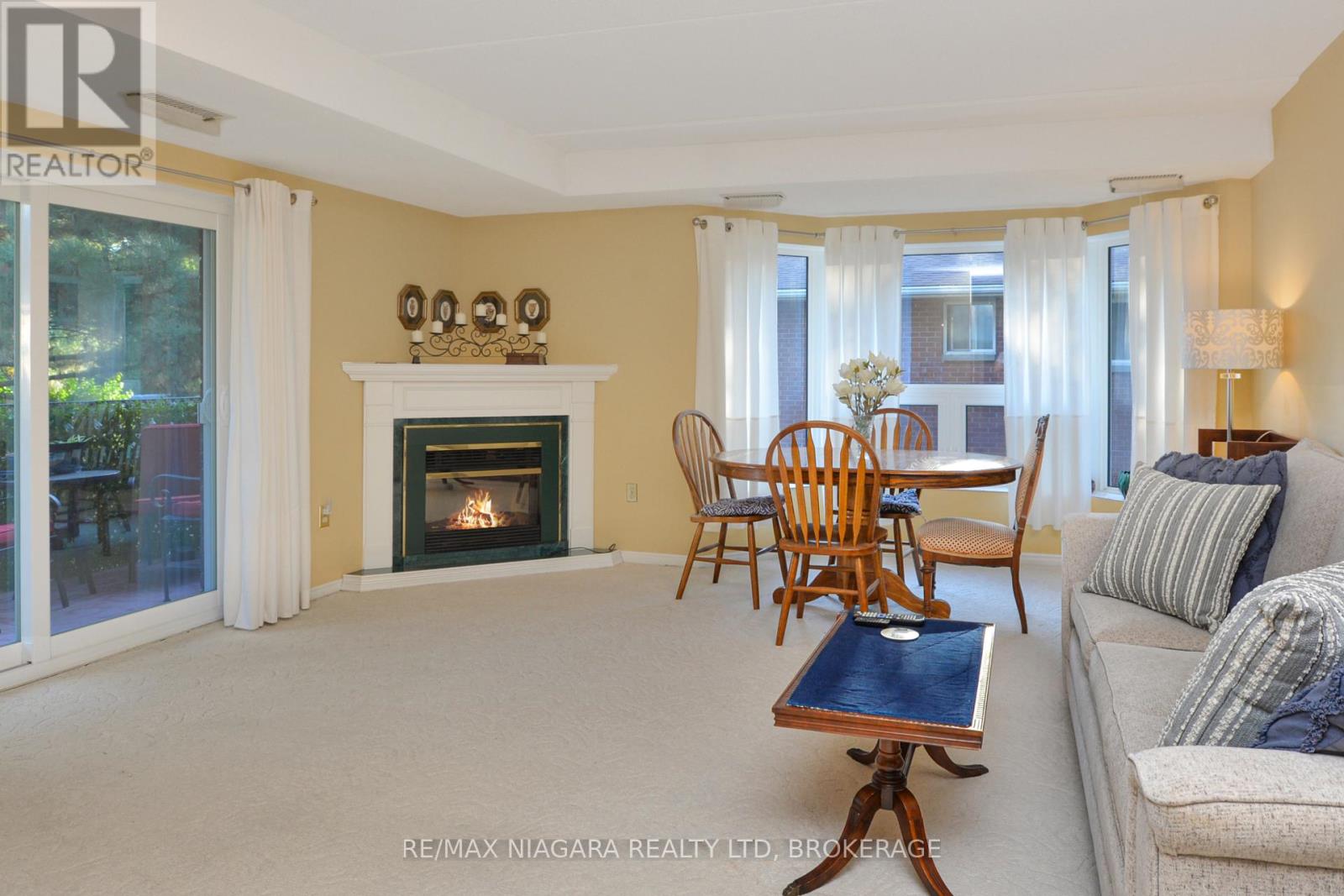 Photo 3 of 206 6704 Thorold Stone Road, Niagara Falls ON