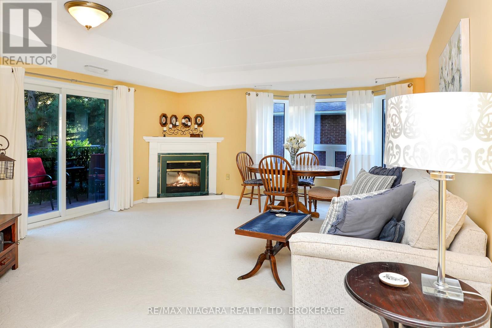 Photo 5 of 206 6704 Thorold Stone Road, Niagara Falls ON
