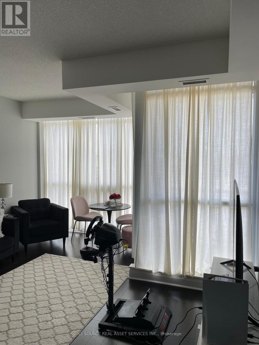 Photo 4 of 309 1185 The Queensway, Toronto ON