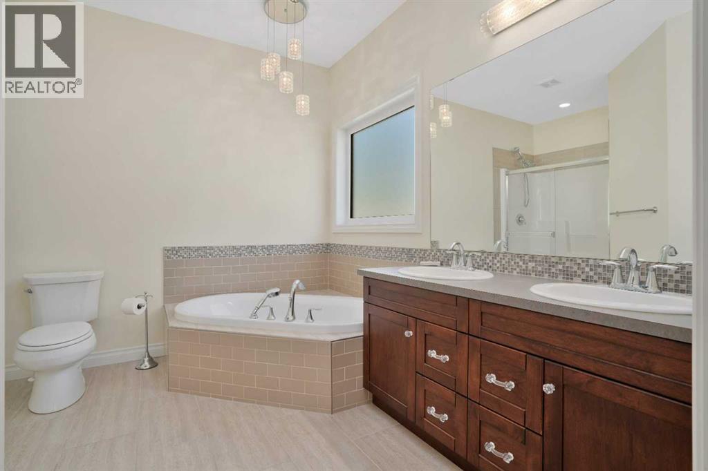Photo 22 of 26 Parson Drive, Sylvan Lake AB