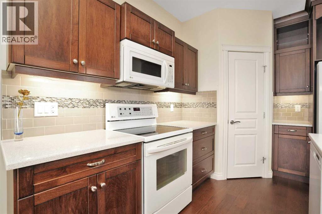 Photo 12 of 26 Parson Drive, Sylvan Lake AB