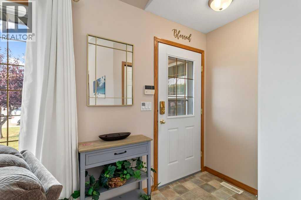 1 Westin Place, Sylvan Lake