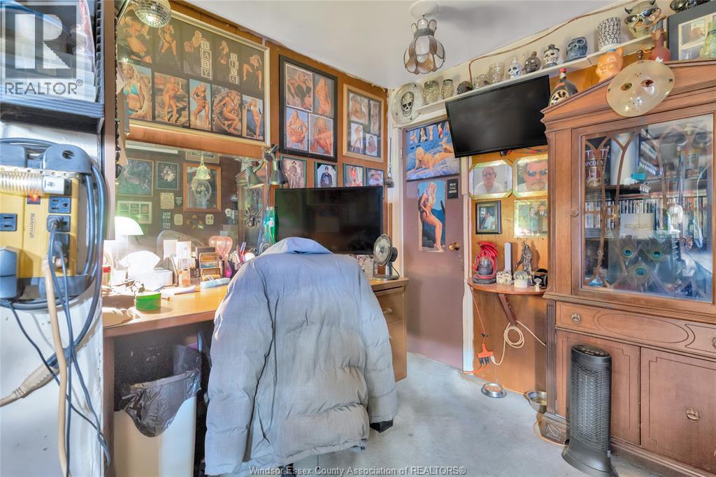 Photo 19 of 853 861 Wyandotte, Windsor ON
