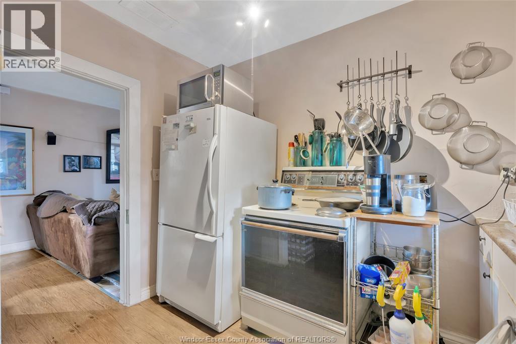 Photo 35 of 853 861 Wyandotte, Windsor ON