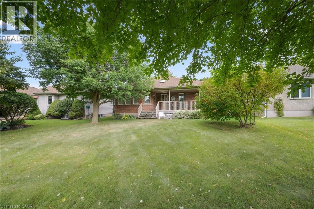 Photo 31 of 153 Golf Links Drive Unit 139, Baden ON