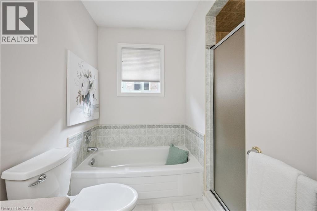 Photo 19 of 153 Golf Links Drive Unit 139, Baden ON