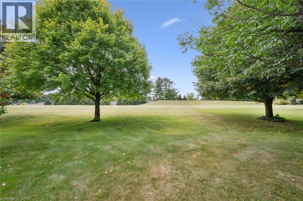 Photo 32 of 153 Golf Links Drive Unit 139, Baden ON
